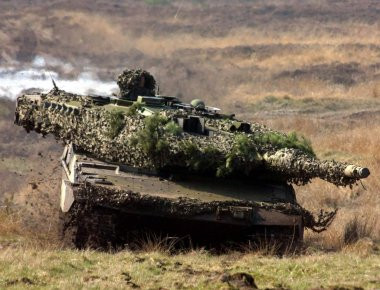 M1 ABRAMS vs LEOPARD 2: Ποιο είναι το καλύτερο άρμα; (βίντεο)
